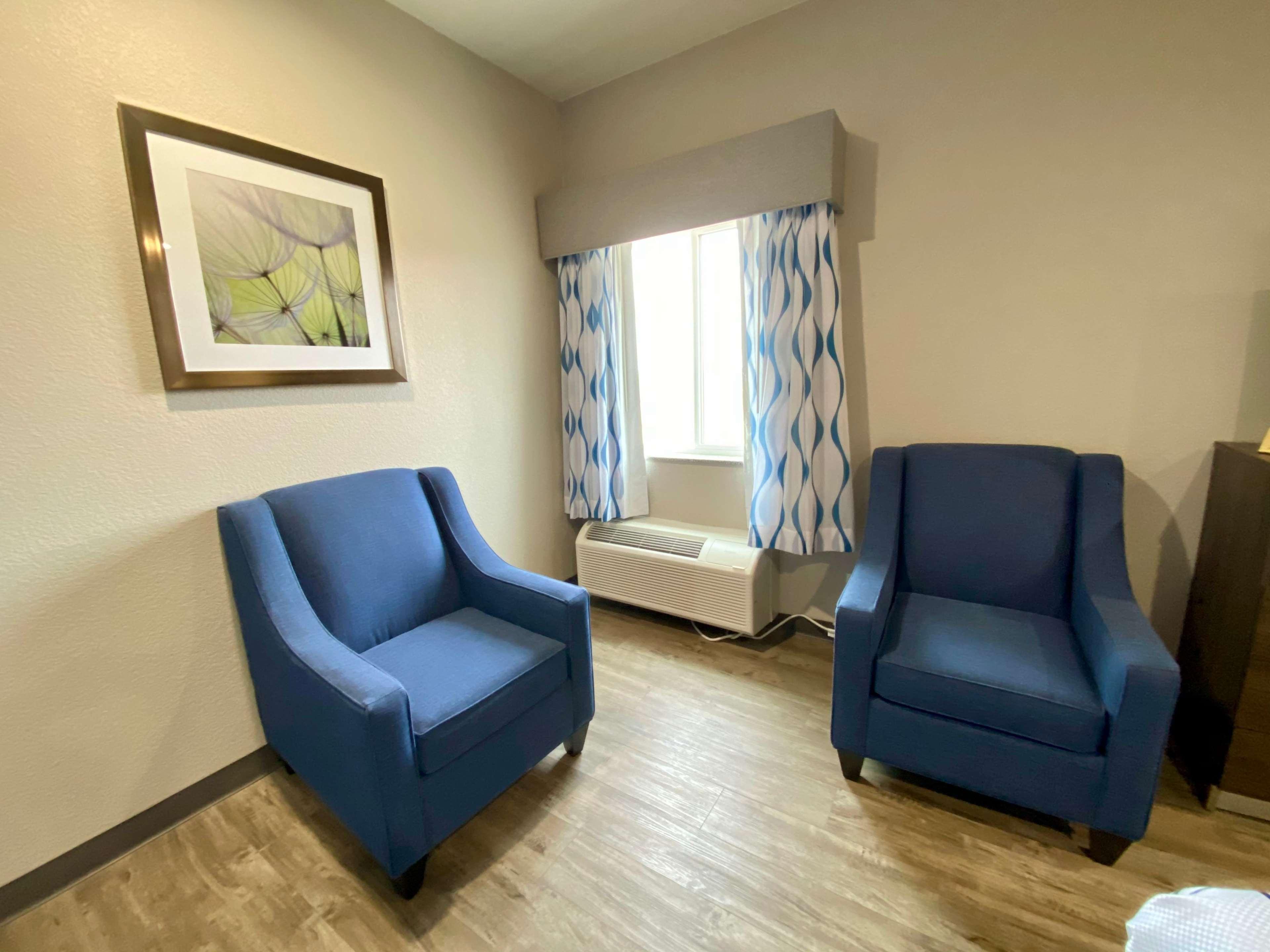 Surestay Plus Hotel By Best Western Ada Exterior photo